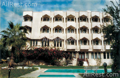 Ilyo Club Hotel 